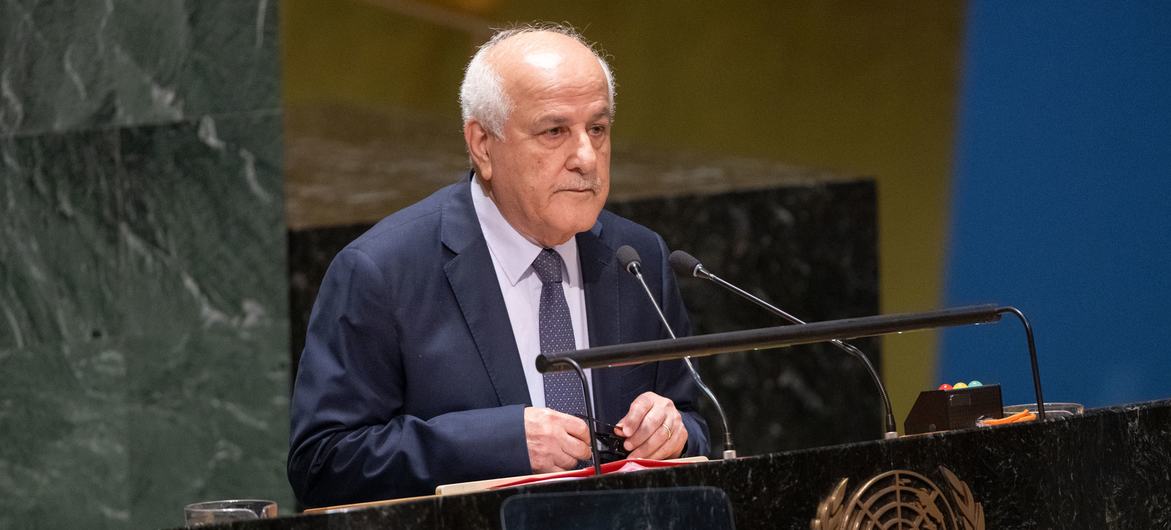 Riyad Mansour, Observador Permanente do Estado da Palestina junto às Nações Unidas, discursa na retomada da 10ª Sessão Especial de Emergência sobre a situação no Território Palestino Ocupado.