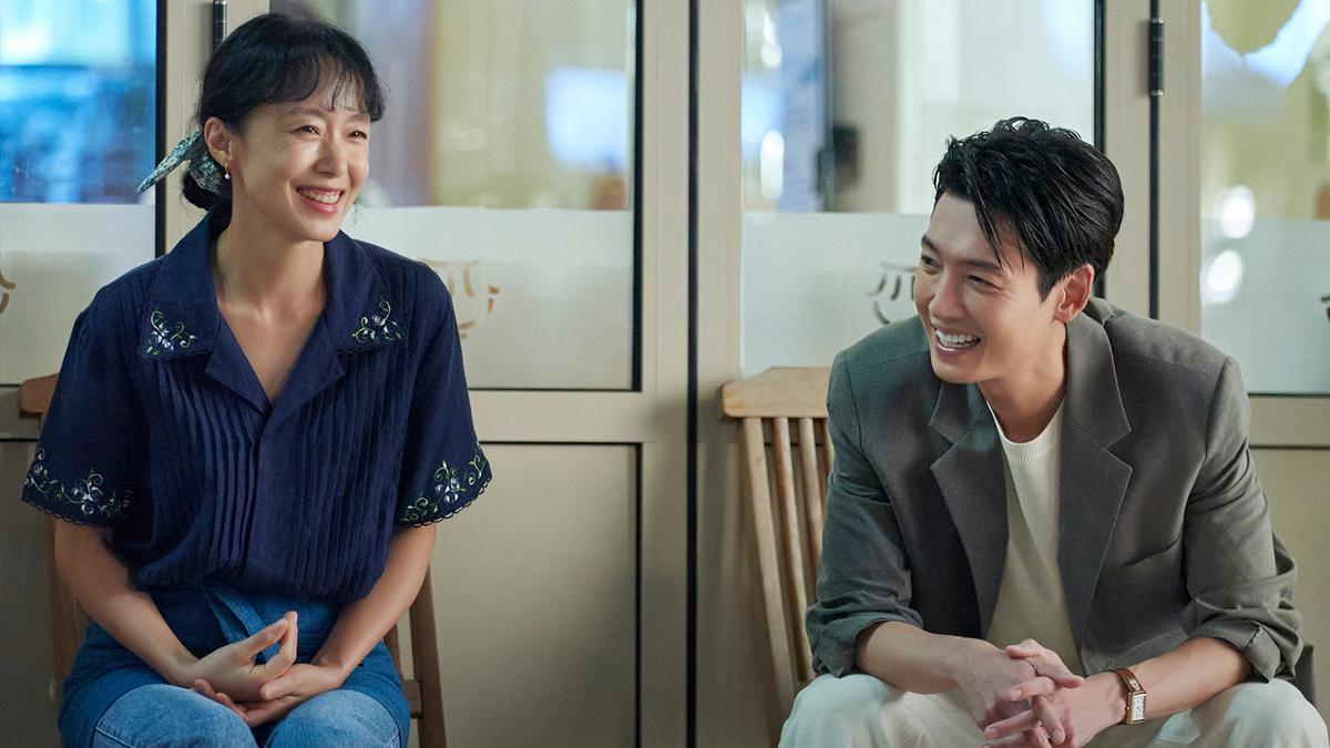 Jung Kyung Ho e Jeon Do Yeon em Crash Course in Romance - Foto: Reprodução/Netflix