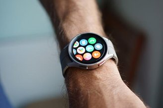 O Galaxy Watch funciona por um sistema chamado Sensor BioAcrive. (Fonte: GettyImages / Reprodução)