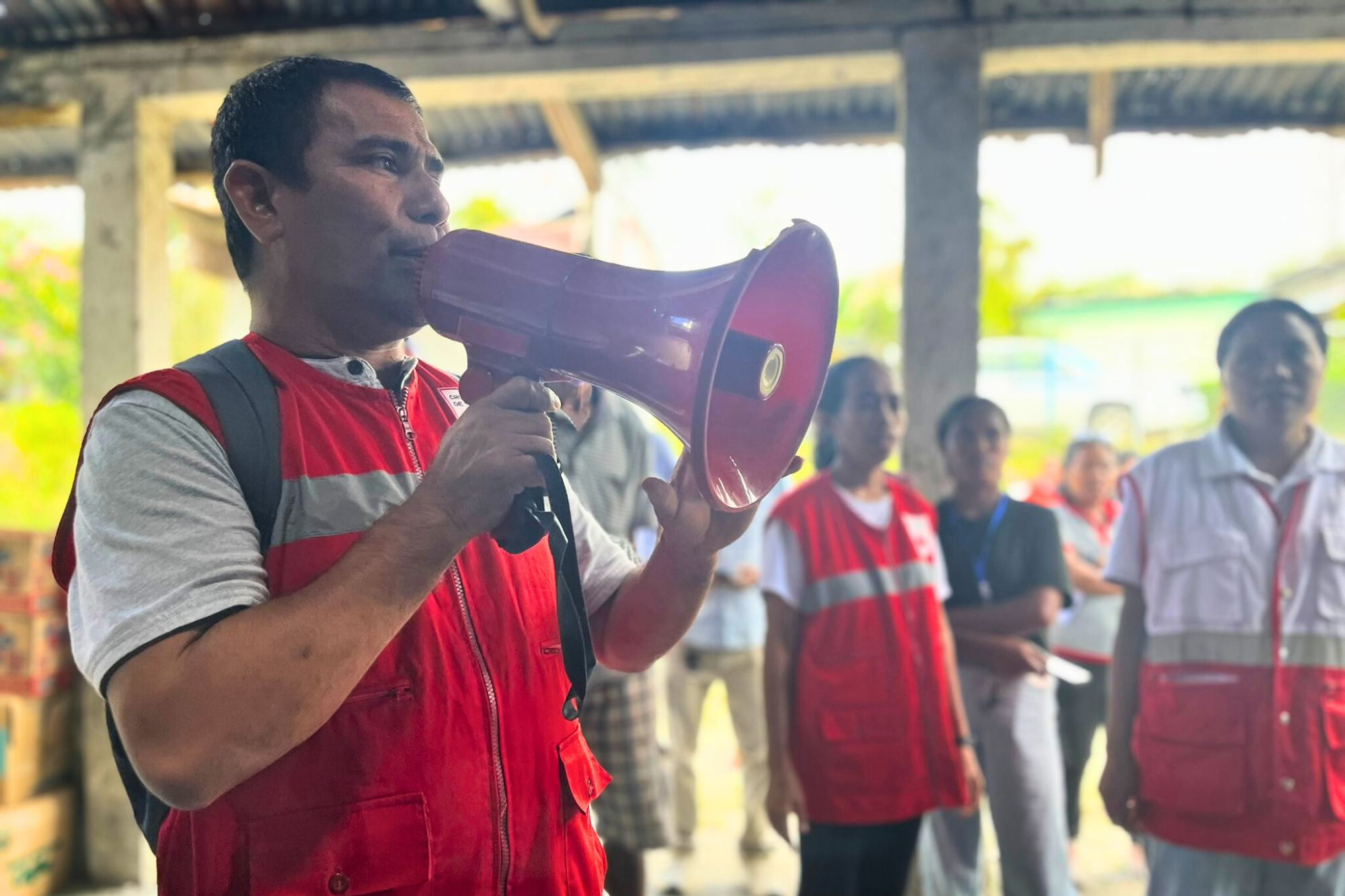 Como organização parceira do PNUMA, a CVTL é responsável por programas de preparação comunitária em seis aldeias em Timor-Leste